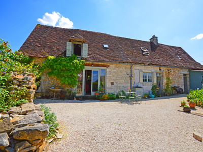 Maison à vendre à Sainte-Orse, Dordogne, Aquitaine, avec Leggett Immobilier