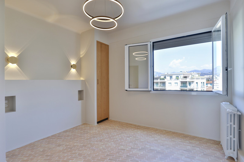 French property for sale in Nice, Alpes-Maritimes - €980,000 - photo 7