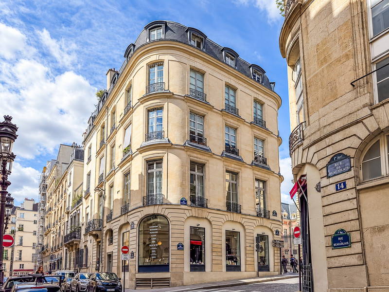 French property for sale in Paris 1er Arrondissement, Paris - €2,400,000 - photo 0