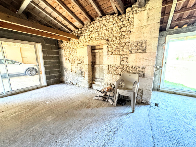 French property for sale in Yviers, Charente - €145,000 - photo 9