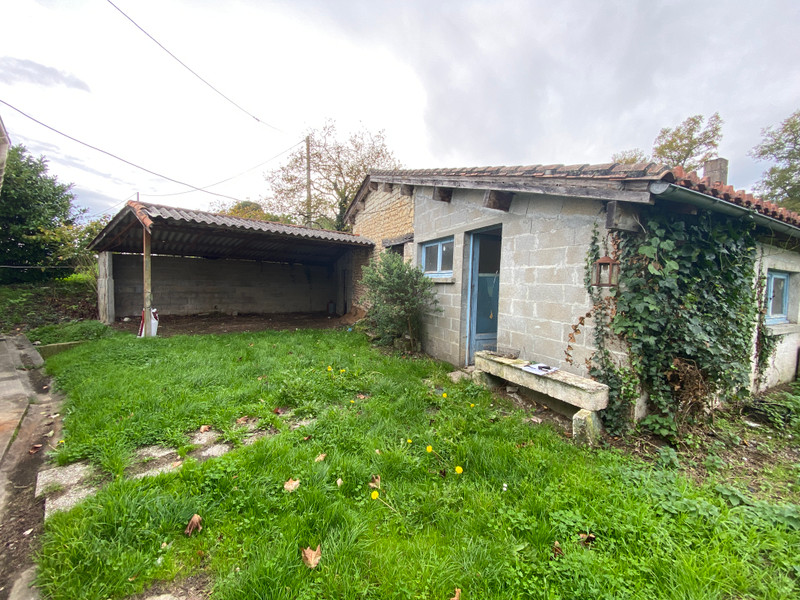 French property for sale in Condéon, Charente - €158,050 - photo 9