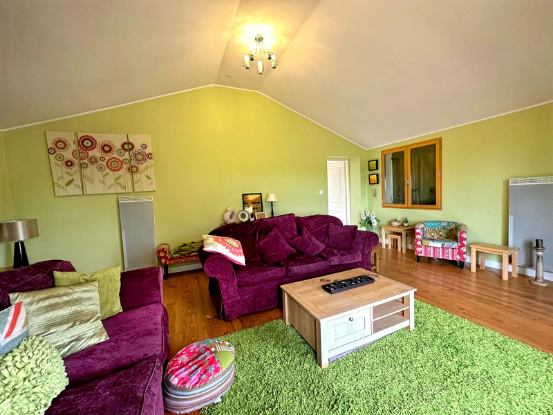 French property for sale in Montaner, Pyrénées-Atlantiques - €325,000 - photo 4