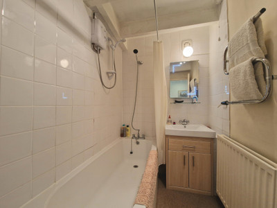 French property for sale in Bolazec, Finistère - €130,800 - photo 7