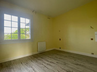 Maison à vendre à Oradour-Fanais, Charente - 158.050 € - photo 6