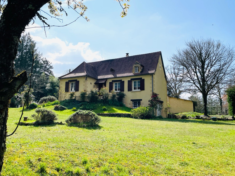 French property for sale in Rouffignac-Saint-Cernin-de-Reilhac, Dordogne - €323,300 - photo 2