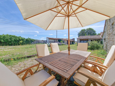 French property for sale in Fontenille, Charente - €225,000 - photo 2