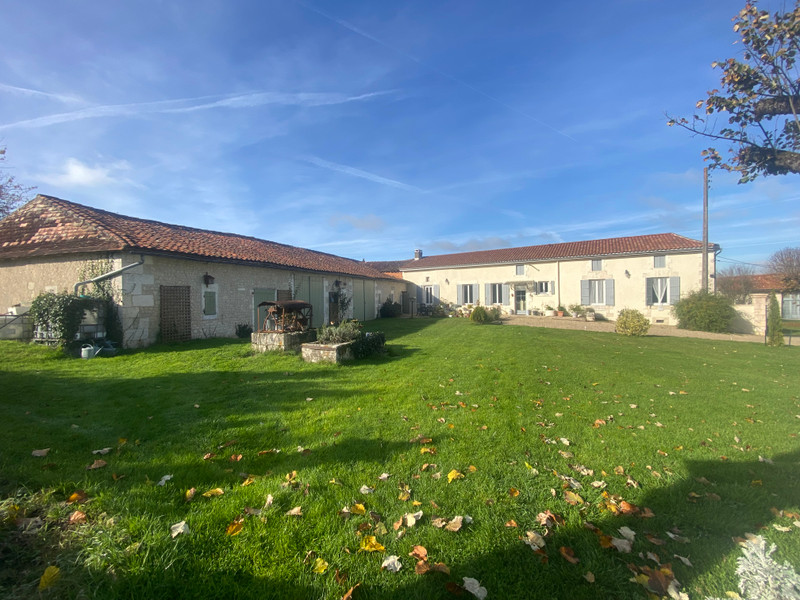 French property for sale in Saint-Félix, Charente - €349,800 - photo 1