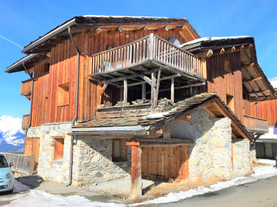 Chalet Sainte Foy. 4 apartments with 10 bedrooms, 6 bathrooms, 4 living rooms, 4 kitchens, garage spaces