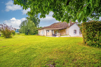 Maison à vendre à Villebois-Lavalette, Charente - 235 000 € - photo 2