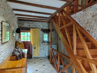 Maison à vendre à Clussais-la-Pommeraie, Deux-Sèvres - 376.300 € - photo 3