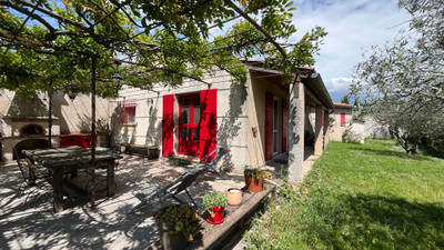 Maison à vendre à Pernes-les-Fontaines, Vaucluse, PACA, avec Leggett Immobilier