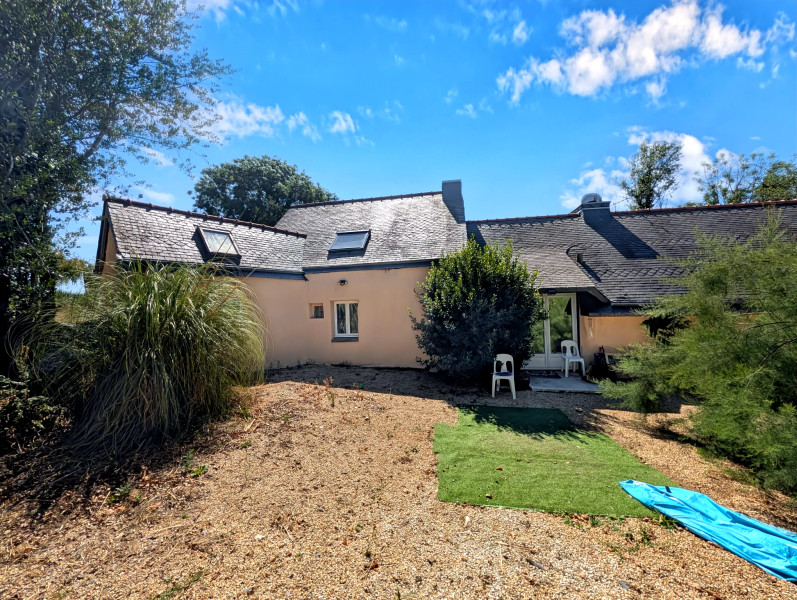 French property for sale in Carnoët, Côtes-d'Armor - €194,400 - photo 2