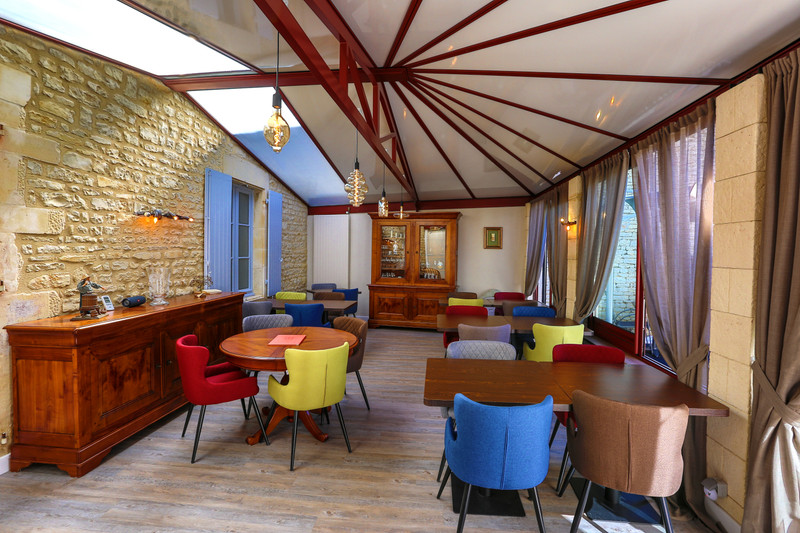 French property for sale in Longré, Charente - €267,500 - photo 3