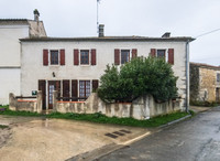 Maison à vendre à Landrais, Charente-Maritime - 162.000 € - photo 1