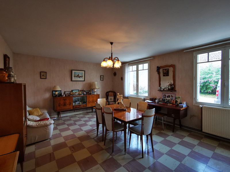 French property for sale in Bresdon, Charente-Maritime - photo 4