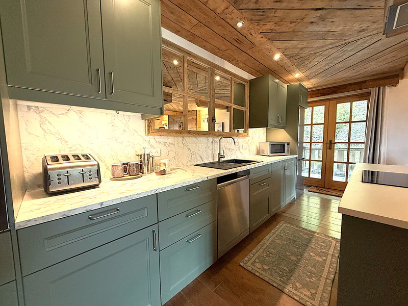 Ski property for sale in Sainte Foy - €1,400,000 - photo 2