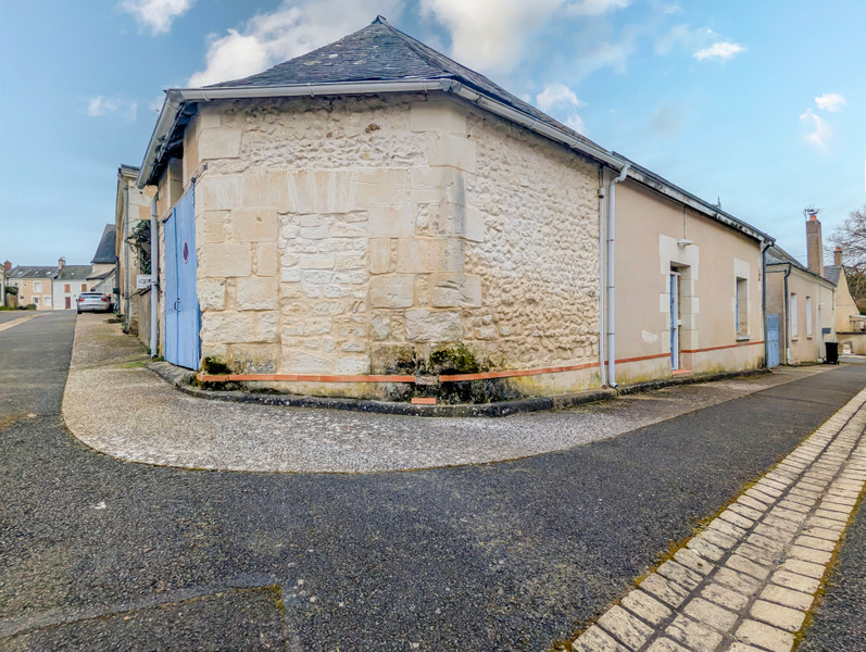 French property for sale in Marcilly-sur-Maulne, Indre-et-Loire - €105,600 - photo 1