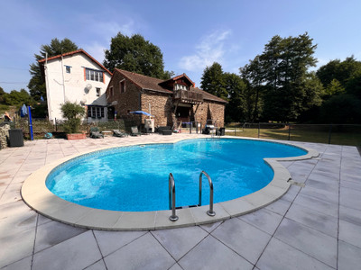 French property for sale in Moutier-Malcard, Creuse - €583,000 - photo 1