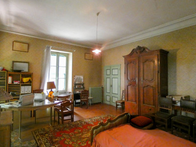 French property for sale in Pierrelatte, Drôme - €359,000 - photo 8
