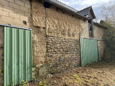 French property for sale in Laurenan, Côtes-d'Armor - €66,666 - photo 3