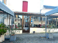 Maison à vendre à Barbezieux-Saint-Hilaire, Charente - 210.600 € - photo 10