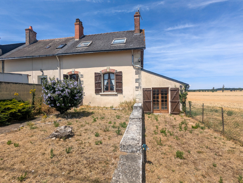 French property for sale in Rillé, Indre-et-Loire - €96,800 - photo 0
