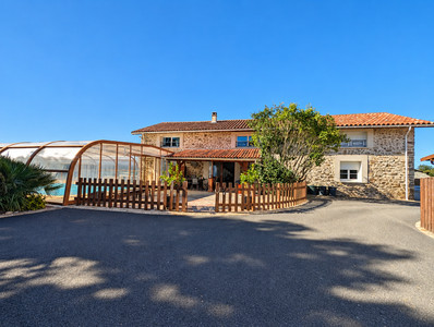 French property for sale in Mialet, Dordogne - €950,000 - photo 9
