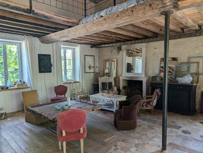 French property for sale in Saint-Mard-de-Réno, Orne - €1,050,000 - photo 2