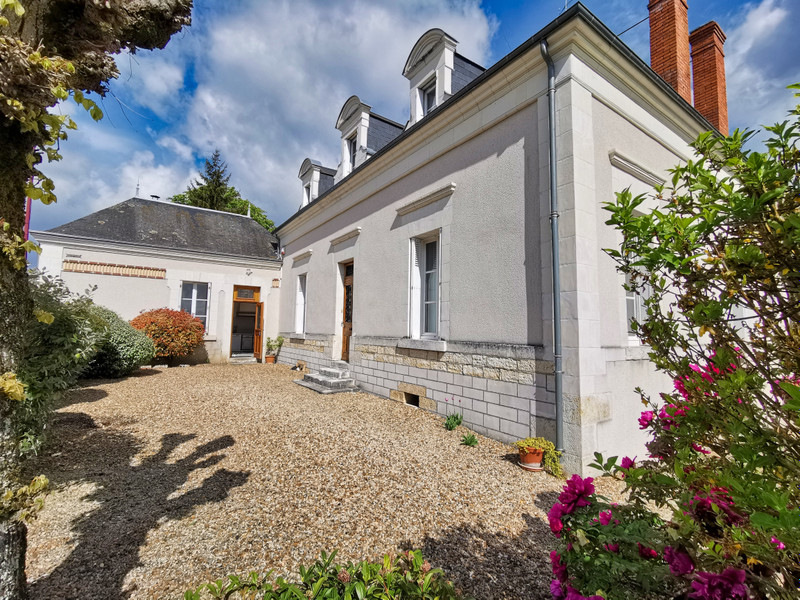 Maison à vendre à Saint-Aignan, Loir-et-Cher - 328 600 € - photo 1