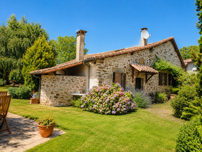 French property for sale in Saint-Mathieu, Haute-Vienne - €246,100 - photo 2