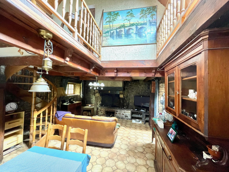 French property for sale in Noyal-Muzillac, Morbihan - €325,500 - photo 9