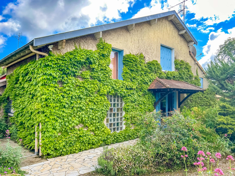 French property for sale in Vallereuil, Dordogne - €160,000 - photo 1