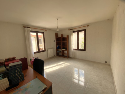 French property for sale in Estagel, Pyrénées-Orientales - €340,000 - photo 8