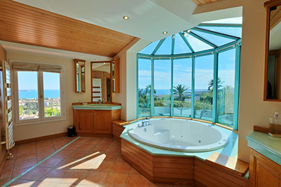 French property for sale in Vallauris, Alpes-Maritimes - €3,360,000 - photo 4