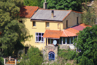 Maison à vendre à Boule-d'Amont, Pyrénées-Orientales, Languedoc-Roussillon, avec Leggett Immobilier