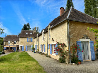 Propriété à vendre à Saint-Cosme-en-Vairais, Sarthe - 351 100 € - photo n°1