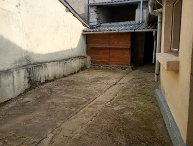 French property for sale in Montmorillon, Vienne - €31,600 - photo 6
