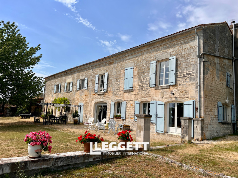 Maison 6 pièce(s), TRIAC-LAUTRAIT