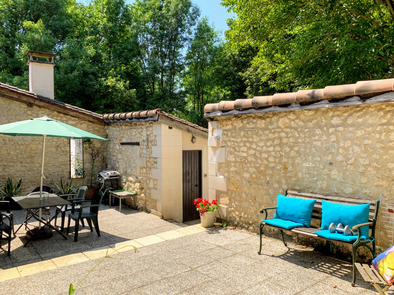 French property for sale in Rioux-Martin, Charente - €194,400 - photo 2