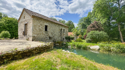 French property for sale in Lendou-en-Quercy, Lot - €498,000 - photo 4