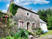 houses and homes for sale inMotreffFinistère Brittany
