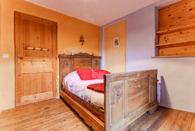 Ski property for sale in Meribel - €1,190,000 - photo 5