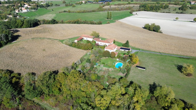 French property for sale in Ronsenac, Charente - €787,500 - photo 14