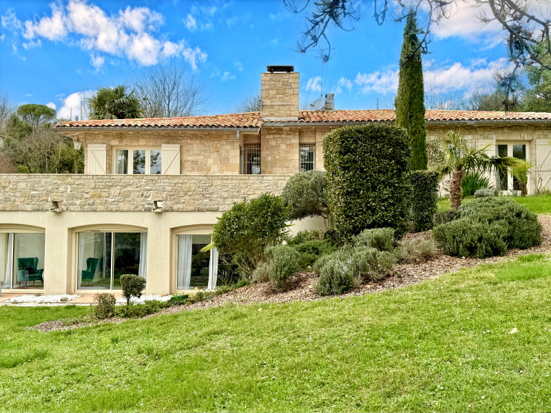French property for sale in Montpezat-de-Quercy, Tarn-et-Garonne - €585,000 - photo 0