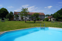 Maison à vendre à Saint-Priest-des-Champs, Puy-de-Dôme - 475.000 € - photo 2