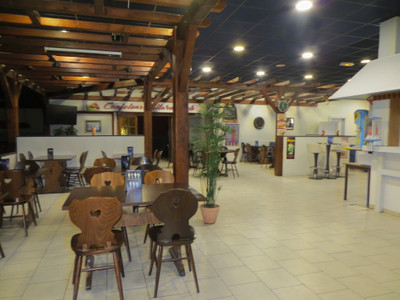 French property for sale in Confolens, Charente - €150,000 - photo 2