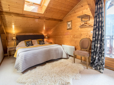 French property for sale in Samoëns, Haute-Savoie - €1,400,000 - photo 4