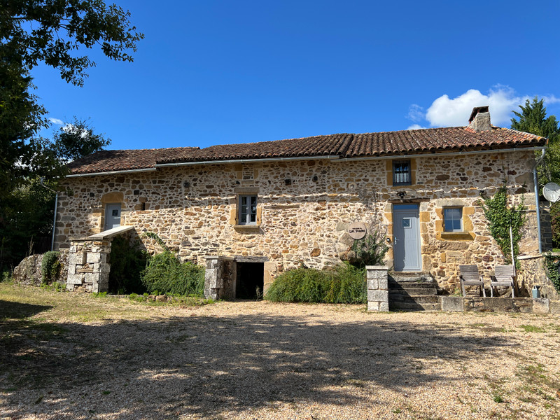 Maison à vendre à Saint-Martin-de-Fressengeas, Dordogne - 267.500 € - photo 1