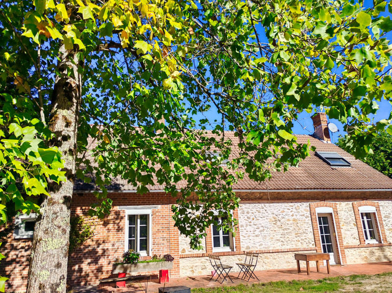 French property for sale in Lamotte-Beuvron, Loir-et-Cher - €550,000 - photo 8