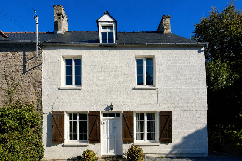 Propriété à vendre à Dinan, Côtes-d'Armor - 330 000 €